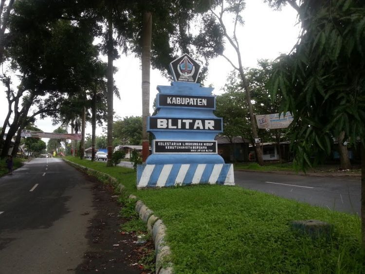 Blitar, kota kecil yang sering terlupa