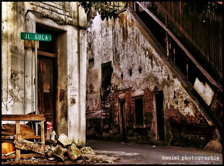 Jalan Gula, salah satu sudut kota tua Surabaya