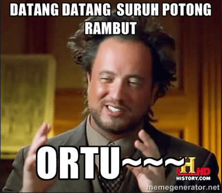 Ortu lagi dateng nih, makanya rambut gue rapi