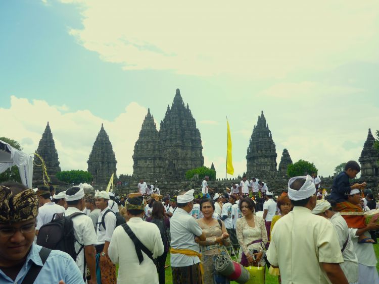 Sehari sebelum Nyepi di Candi Prambanan