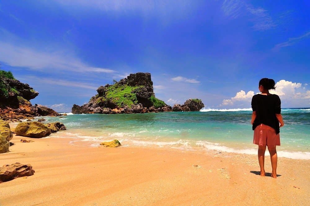 Jogja dan 10 Pantai Indahnya yang Tidak Pernah Bosan Dipandang Mata