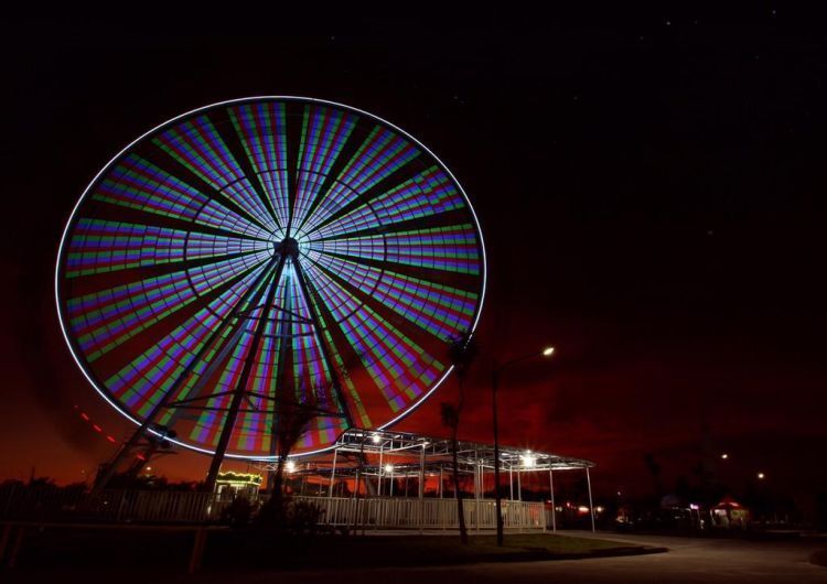 Ferris Wheel di SKE park