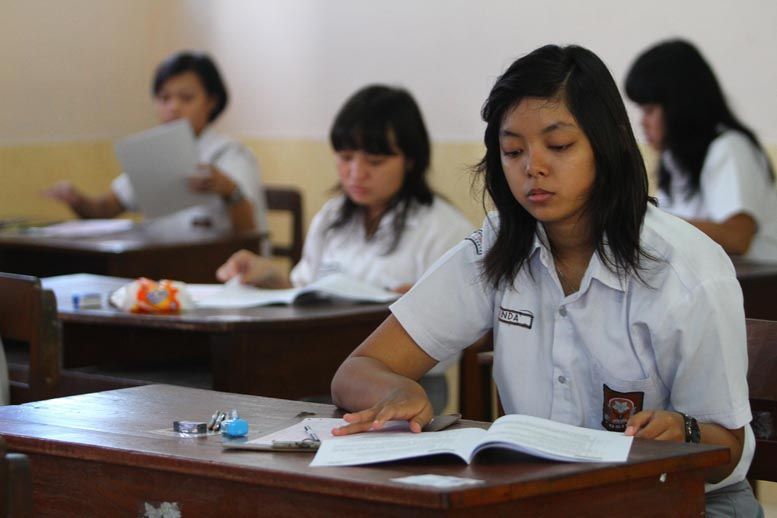 Kenangan Manis dan Pahit Tentang Ujian Nasional yang Kita Semua Alami di SMA Dulu