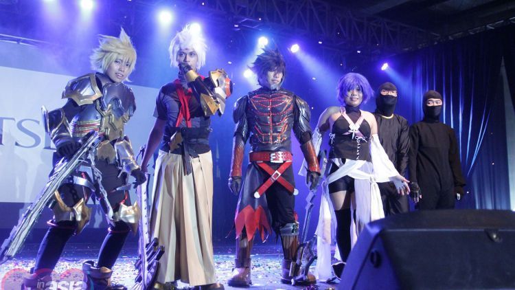 Tanpa Kostum, Makeup dan Rambut Warna-warni, Anak Cosplay Itu Gak Freak Kayak yang Kamu Kira