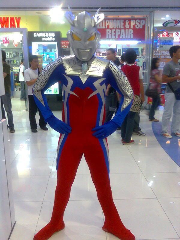 ini ULTRAMAN, bukan NARUTO!