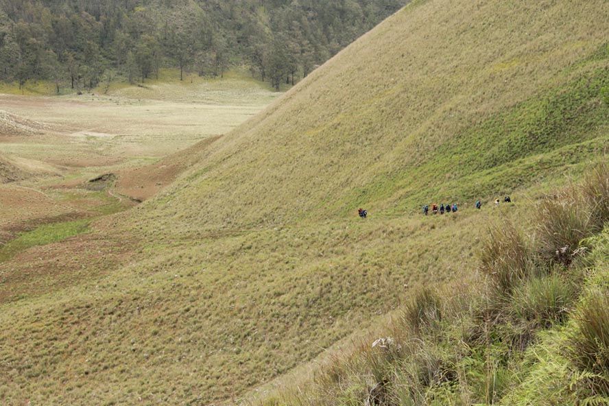 Untukmu Para Pendaki, Dari Gunung Abadi yang Selalu Ingin Kau Jelajahi