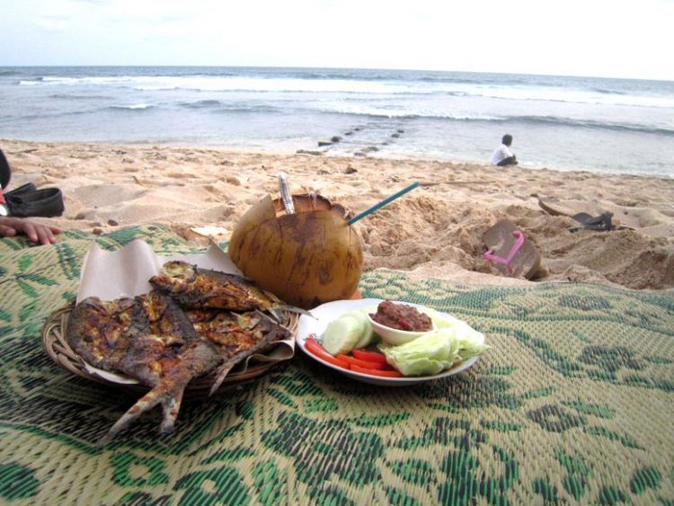 Makan ikan segar