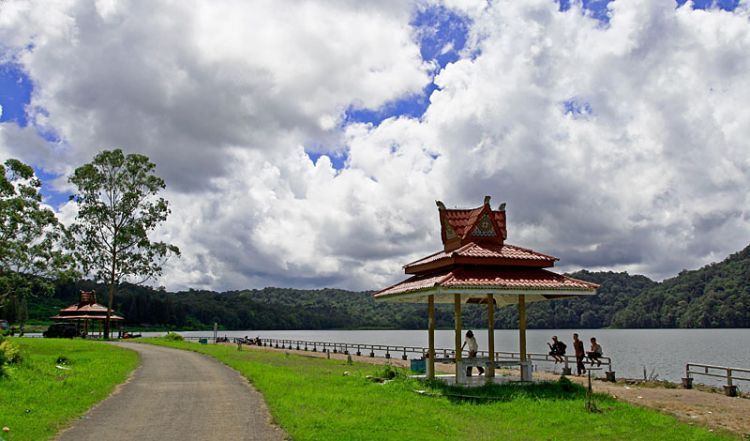 Danau Lau Kawar