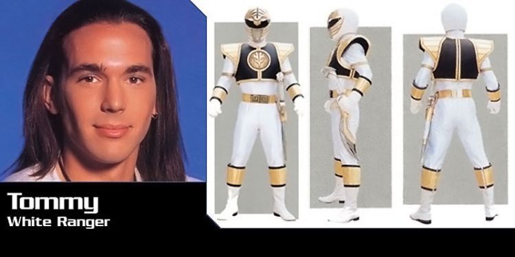 Tommy juga ditaksir sama Kimberly, bahkan Rita si Penyihir musuh bebuyutan Power Ranger! 