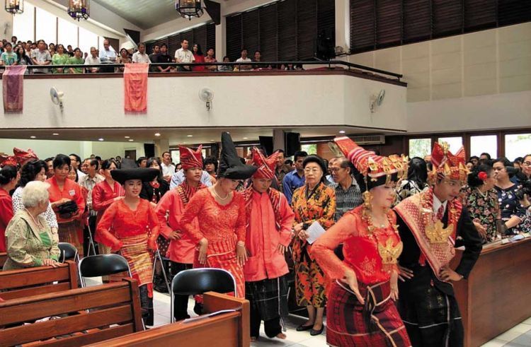 batak terbagi lagi dalam beberapa jenis