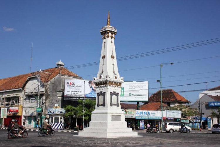 Lalu lintas di Kota Yogya yang tidak semacet Jakarta.