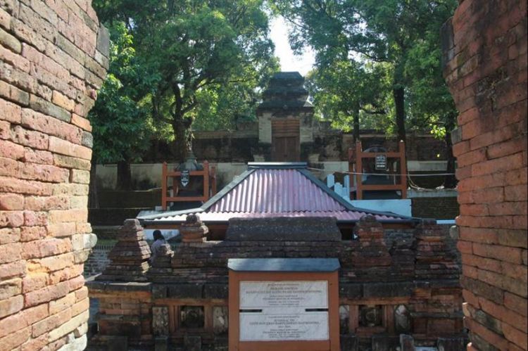 Makam Raja-Raja Mataram di Imogiri