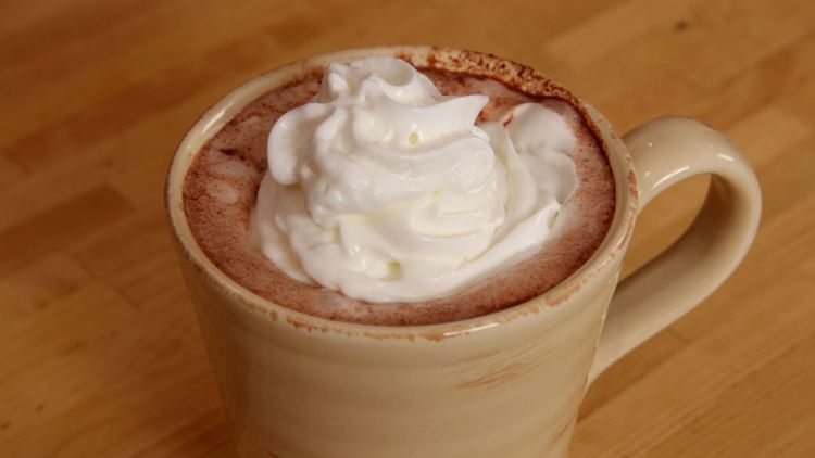 Royal hot chocolate untuk menghangatkan malammu