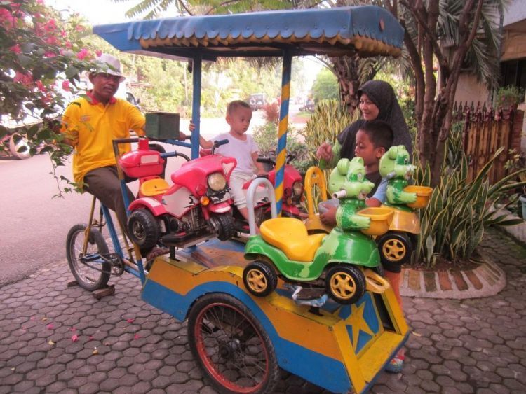 Odong-odong adalah agen lagu anak-anak