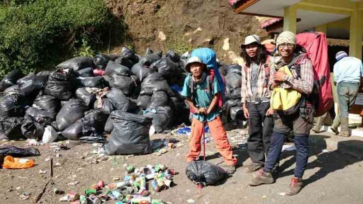 jangan buang sampah sembarangan