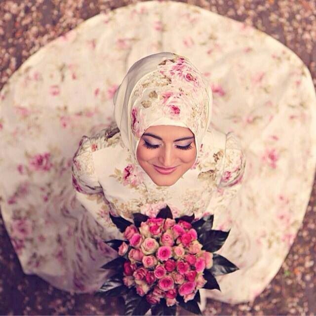 Gaun pengantin muslimah unik