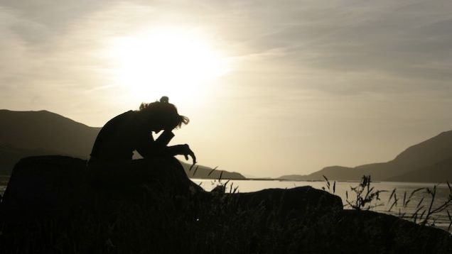 Untukmu yang Hampir Kumiliki, Maafkanlah Kebodohanku Ini