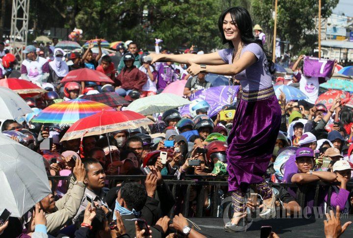 Kampanye yang membosankan kalau ada dangdutnya pasti rame!