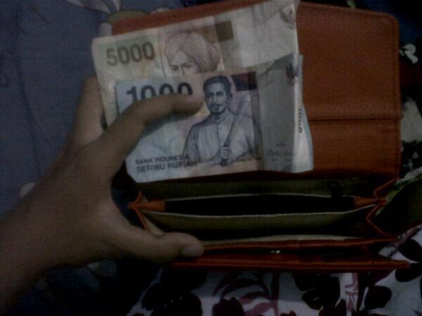 Lihat dompet dulu