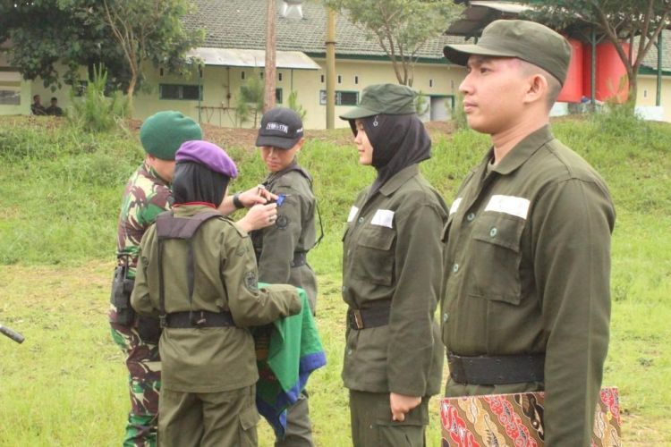 Bahkan Zaky menjajal ikut Menwa selama masih jadi mahasiswa