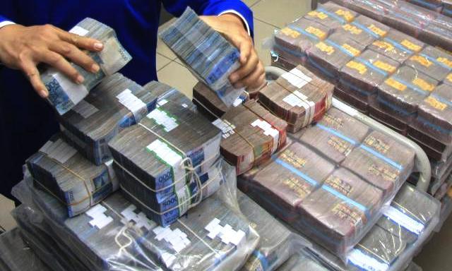 THR Minimal 7 Miliar Rupiah, Mau?