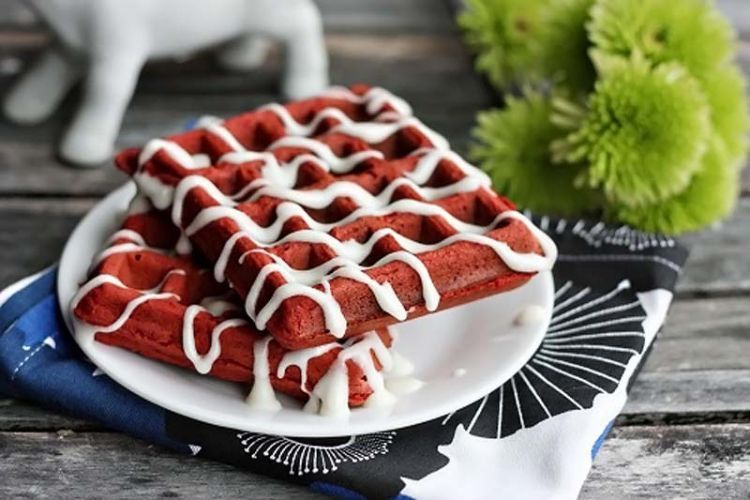 Red-Velvet-Waffles