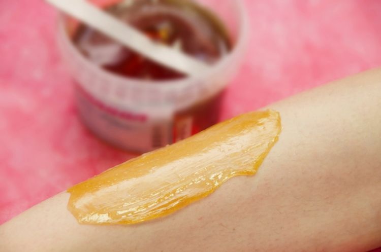 Karamel buatan rumah di pakai untuk waxing dirumah