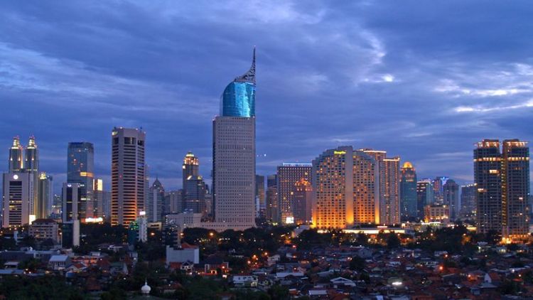 Orang Bilang Jakarta Kejam, Tapi Aku Justru Menerawang dari Sudut Pandang Lain