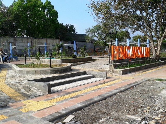 taman pengayoman 