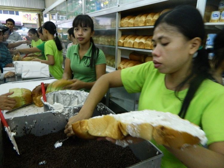 Roti ganda juga terkenal