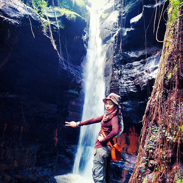 Curug Sempong. Foto IG: @rosriantiechi.