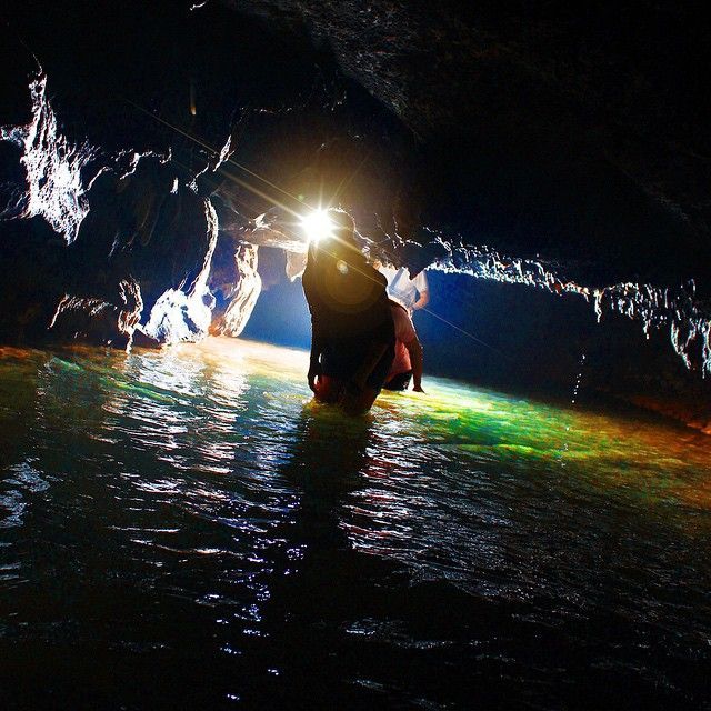 Menyusuri Goa Cerme. Foto IG: @jogjamag