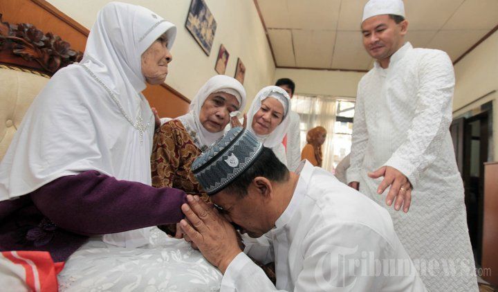 Lebaran Seminggu Lagi! Sudah Siap Diberondong Pertanyaan “Kapan Nikah”? Jawab Saja dengan Elegan