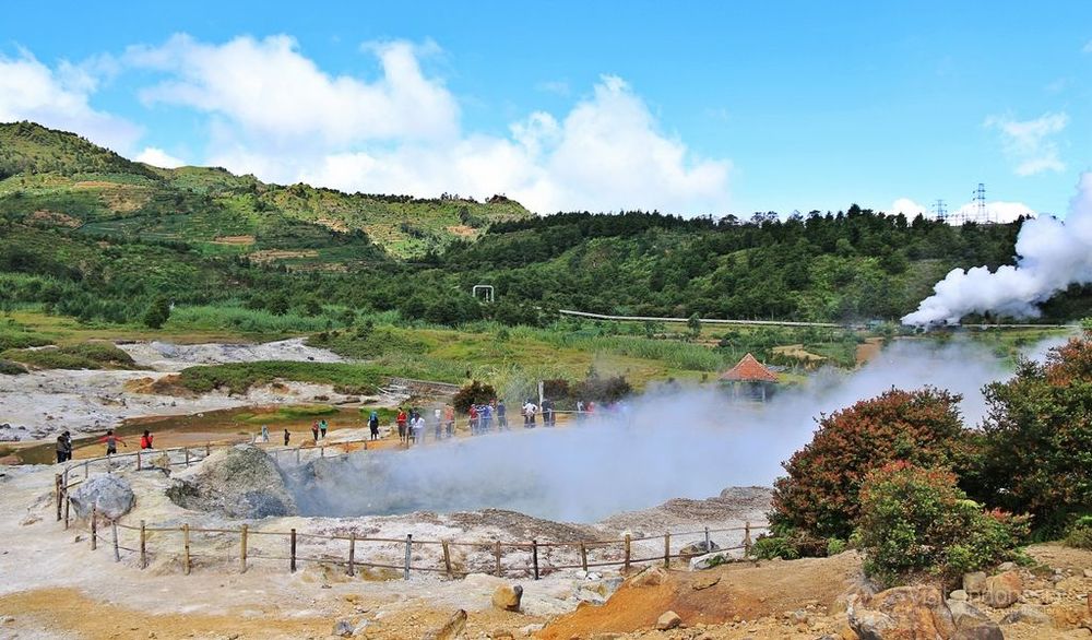 8 Keunikan yang Ditawarkan Dieng, Negeri di Atas Awan yang Sulit Ditemukan di Tempat Lain di Indonesia