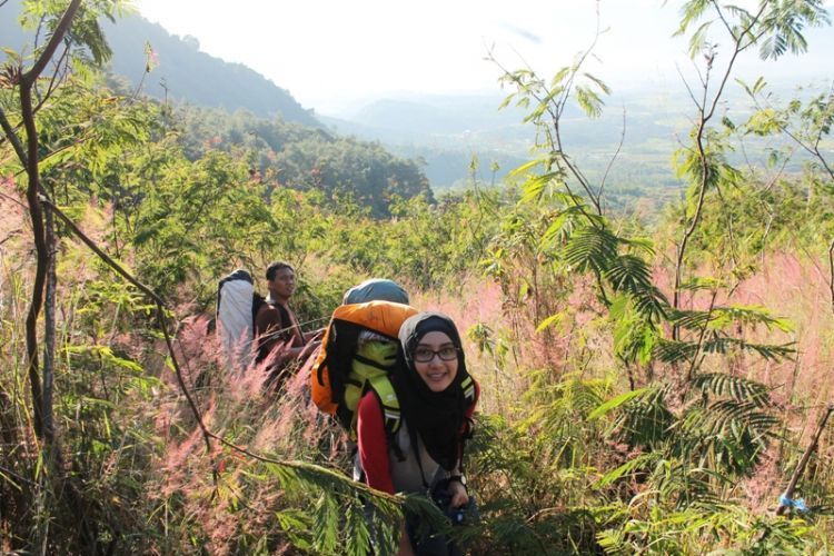 Menangkap ekspresi wajah di atas gunung