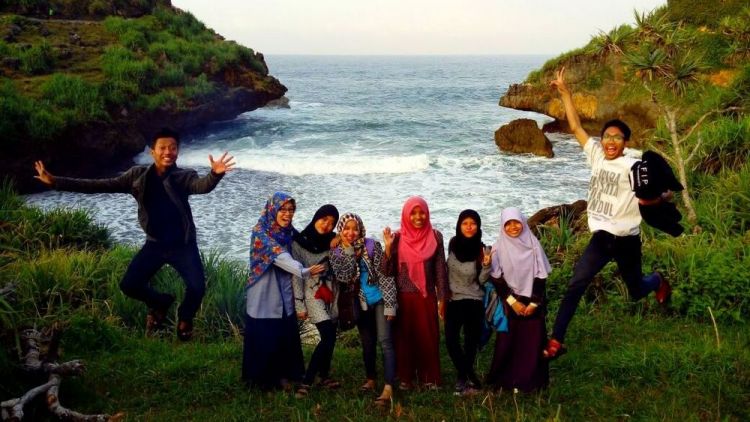 Dari Yogyakarta: Ini Dia 5 Pantai Antimainstream yang Layak Kamu Kunjungi