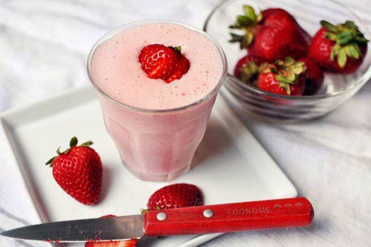 strawberry milkshake