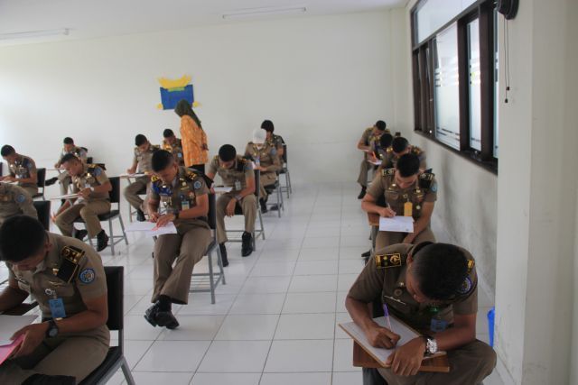 UJIAN TENGAH SEMESTER PRAJA IPDN KAMPUS SUMATERA BARAT