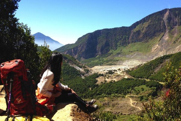 Mengintip Gunung Cikuray