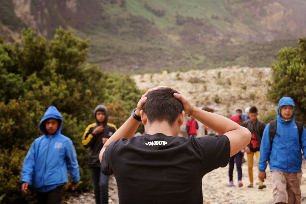 8 Penjelasan Atas Fenomena Kejombloan Pendaki. Kenapa Anak Gunung Betah Sendiri