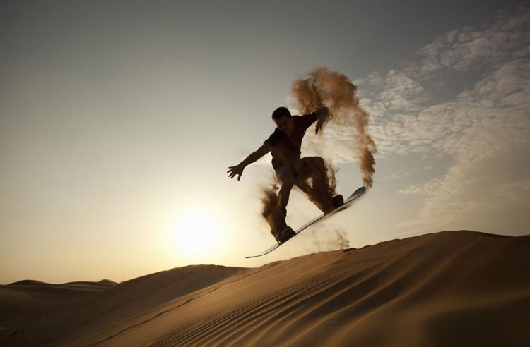 Sandboarding di Parangkusumo seperti di Meksiko