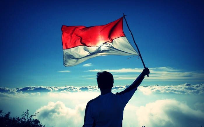 Untuk Pemuda dan Pemudi Indonesia: Sebelum Berteriak Merdeka dengan Heroik, Mari Sejenak Merefleksi Diri!