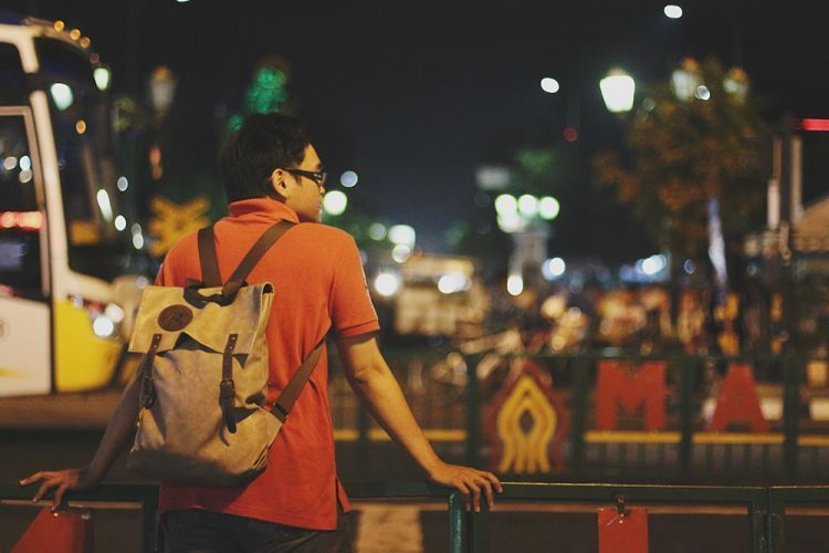 Menikmati malam di Malioboro membuat lengkap suasana