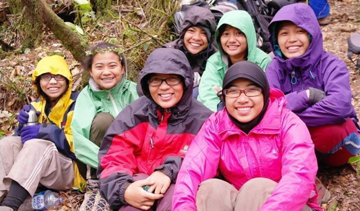 Jenis-jenis Pendaki Cewek yang Sering Kita Jumpai Saat Naik Gunung