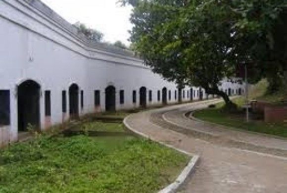 Benteng Pendem