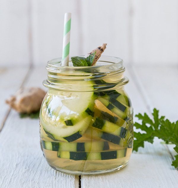 Ciptakan simple cucumber ginger drink ini