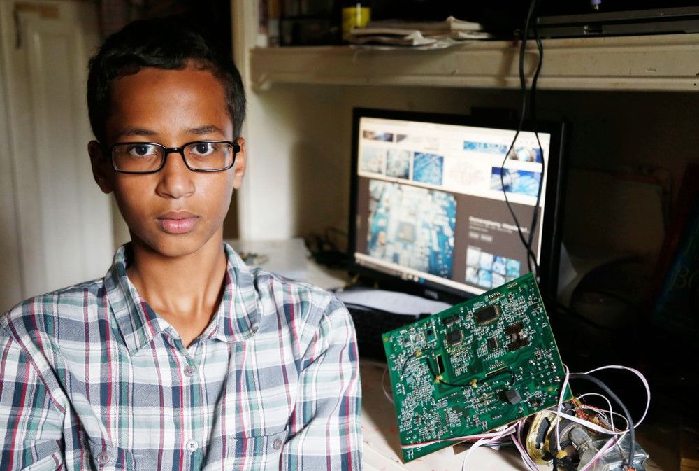 Dunia Harus Belajar Pada Anak 14 Tahun Bernama Ahmed #IStandWithAhmed