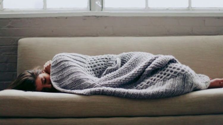 6 Tips Sederhana yang Efektif Mencegahmu Mendengkur, Alias ‘Bersuara’ Ketika Tidur