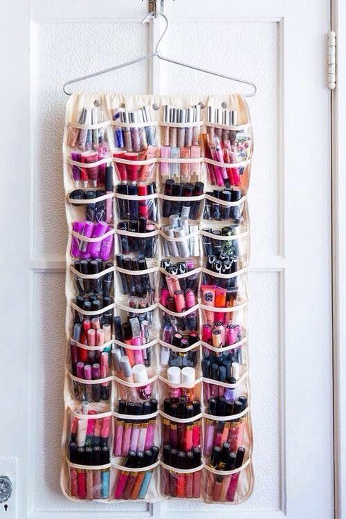 Makeup organizer