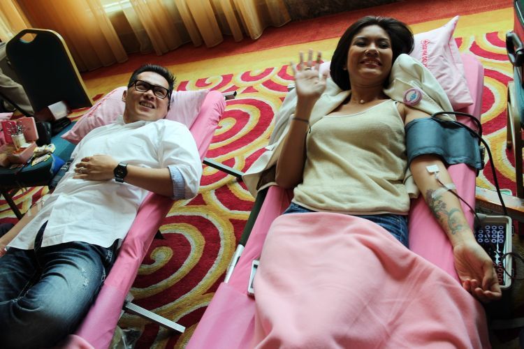 Donor darah bersama via http://www.merdeka.com/